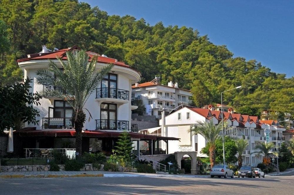 Ata Park Hotel Fethiye Exterior photo